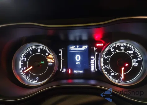 2019 Jeep Cherokee Latitude Fwd из США, поврежденный, VIN 1C4PJLCB3KD246949